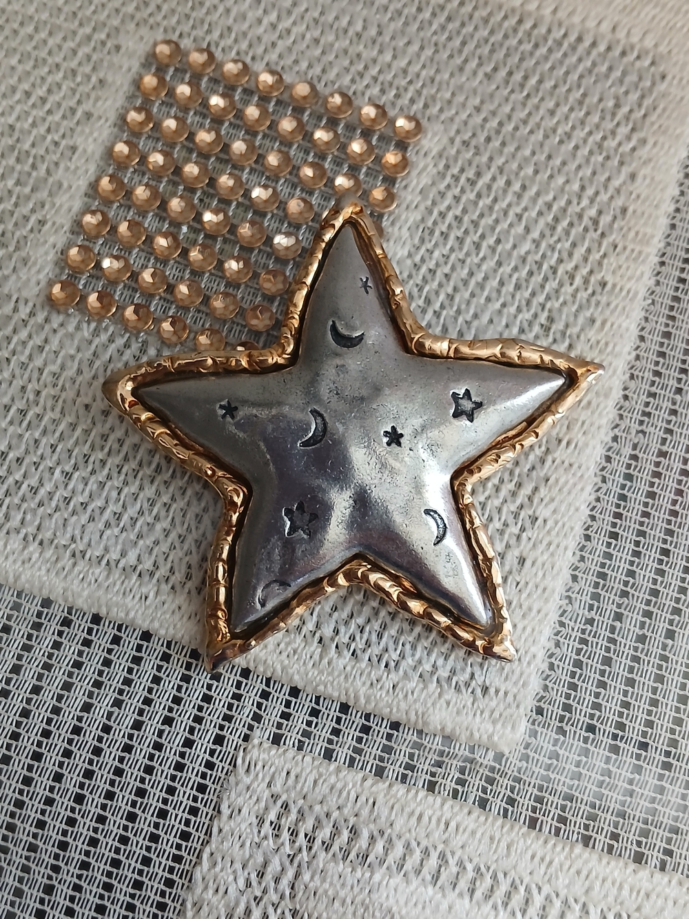 Vintage Signed JJ Pin Brooch Star Shaped Silver And Gold Tone